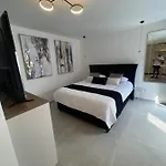 Rooms 48