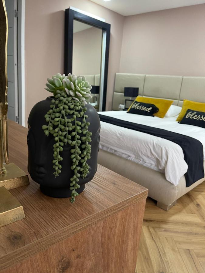 Apartment 48 *